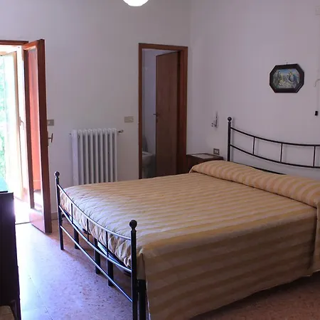 מלון Hotel Miramonti Montemignaio
